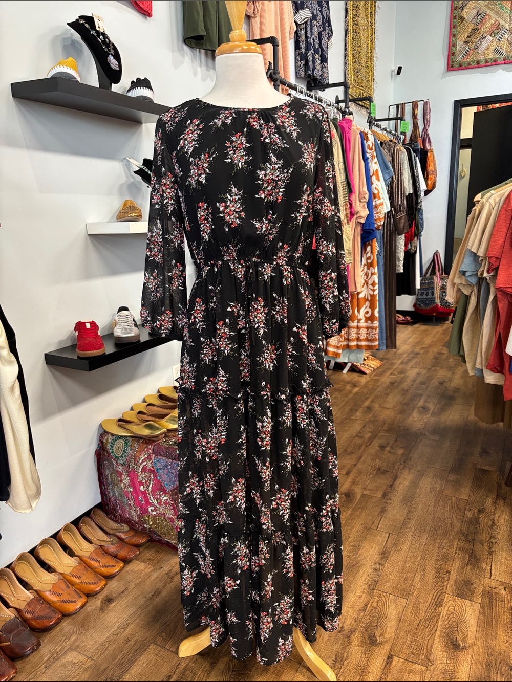 Mittoshop Black Floral Long Sleeve Dress